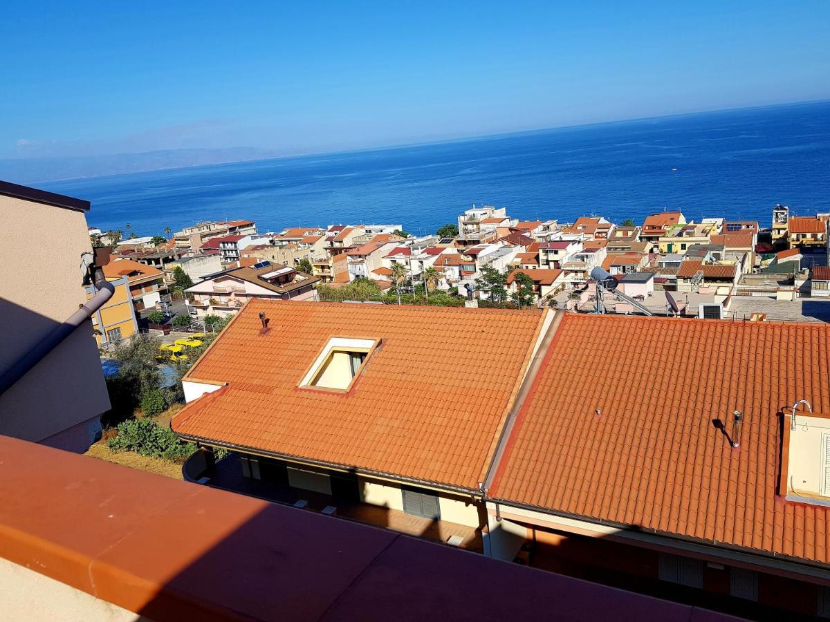 Panoramic House -Santa Teresa Di Riva- Bandiera Blu מראה חיצוני תמונה